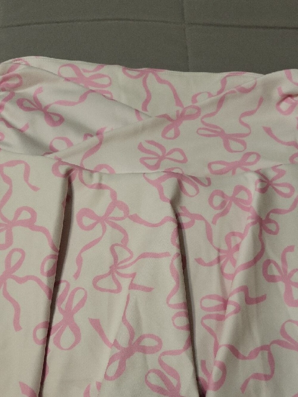 AS Revival White Skort with Pink Ribbon Print Active Wear Small - Picture 5 of 6